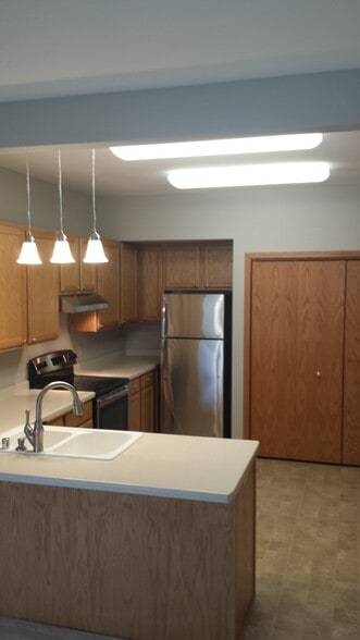 kitchen - 921 Pope Street