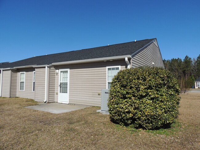 Building Photo - 130 Kobe Dr