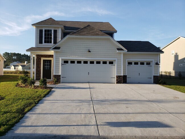 Primary Photo - Three-Bedroom Home for Rent in New Riverside!