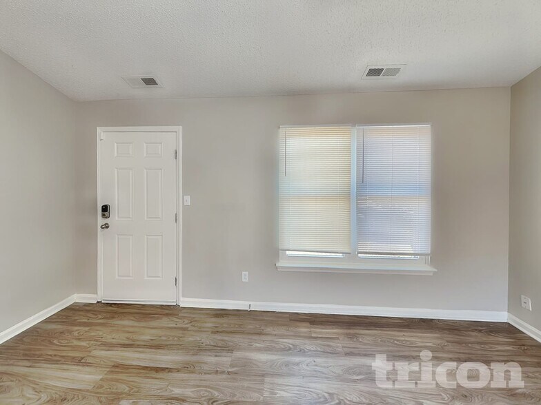 Building Photo - 4312 Windjammer Ct SW