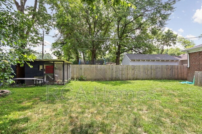 Building Photo - 4537 Crittenden Ave