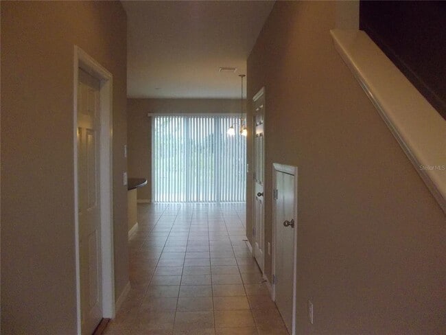 Building Photo - 6915 Woodchase Glen Dr