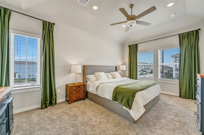 Building Photo - 2403 Bay Breeze Dr