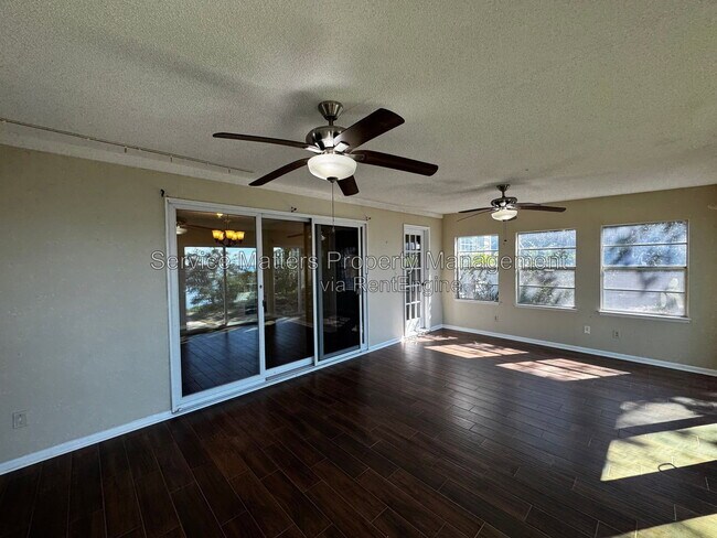 Building Photo - 1708 Briza Del Mar Dr