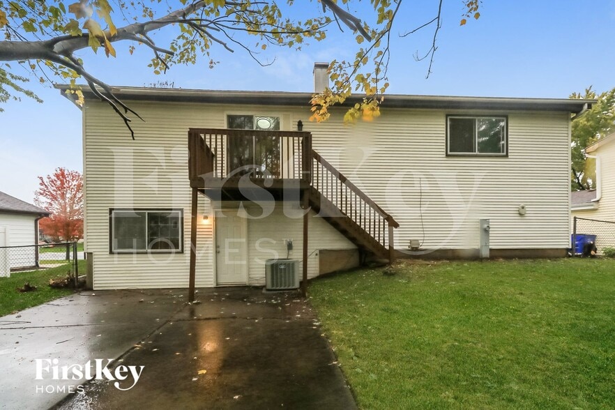 Building Photo - 7437 W Hickory Creek Dr