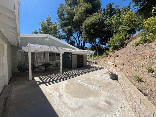 Building Photo - 18930 Tenderfoot Trail Rd