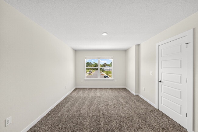 Building Photo - 51 S Main Deck Dr