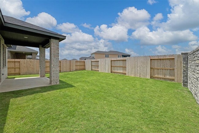 Building Photo - 22114 Paula Bluff Ln