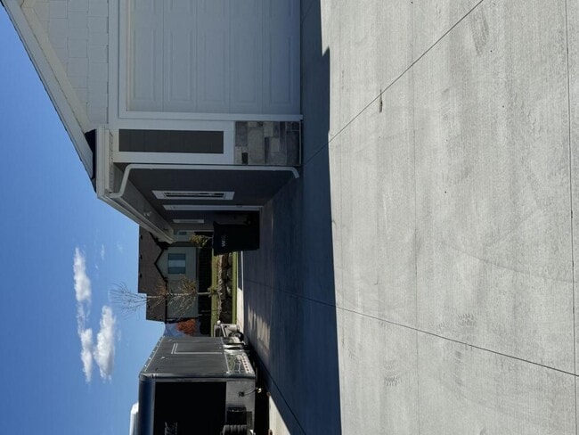 Building Photo - 2074 3125 W