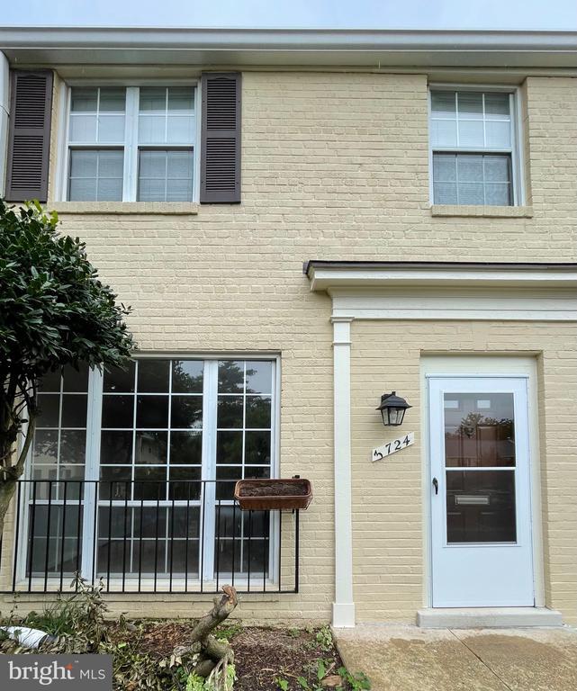 Building Photo - 3724 Ingalls Ave