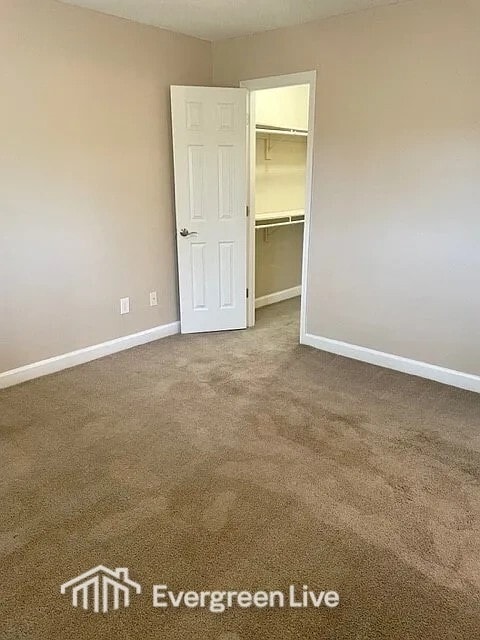 Building Photo - 37 Laiken Ct