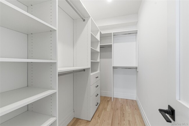 Building Photo - 6 Cammerer Ave