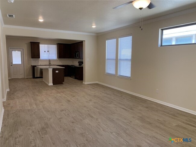 Building Photo - 612 Ripplewood Dr