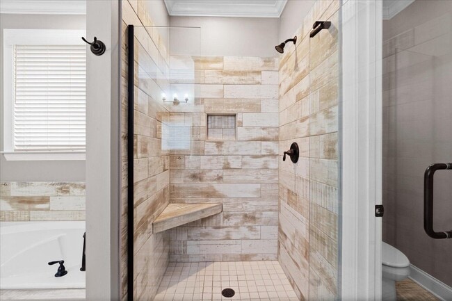 Building Photo - 7458 White Pine Dr