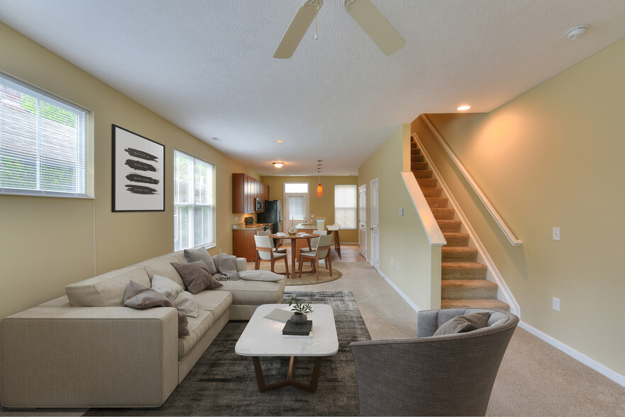 Primary Photo - Grandview Village Apartments