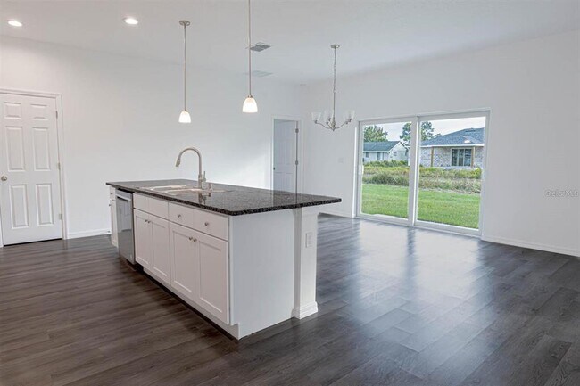 Building Photo - 1618 Wainwright St SE