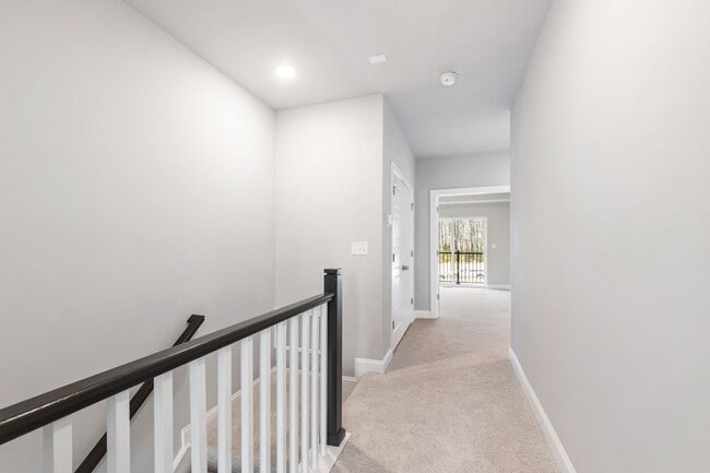Building Photo - Cozy & Contemporary 3BR Condo in Raven Ridge, Raleigh!