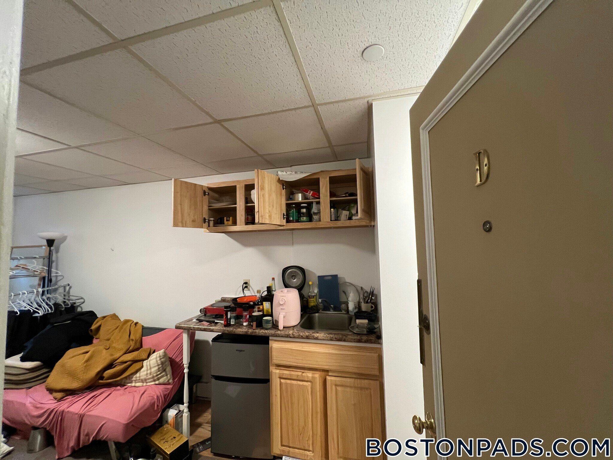 Building Photo - 405 Beacon St