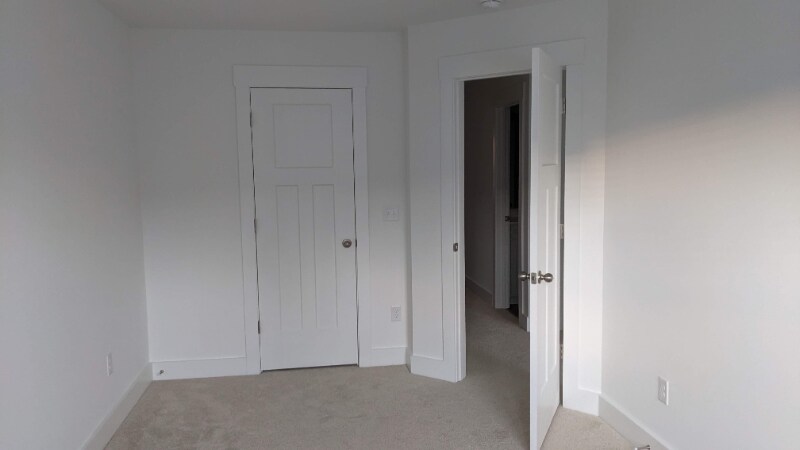 Building Photo - 9 Moon Hvn Wy