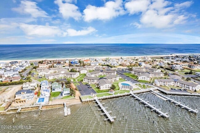Building Photo - 76 Wharfside Dr