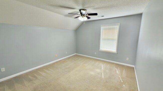 Building Photo - 4605 Park Side Dr