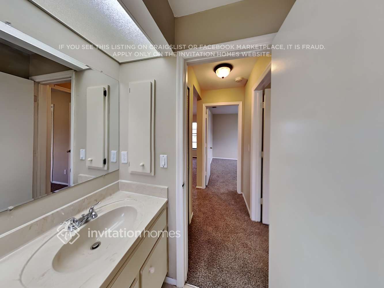 Building Photo - 1435 SE 12th St