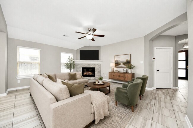 Building Photo - 16011 Monument Hill Crossing