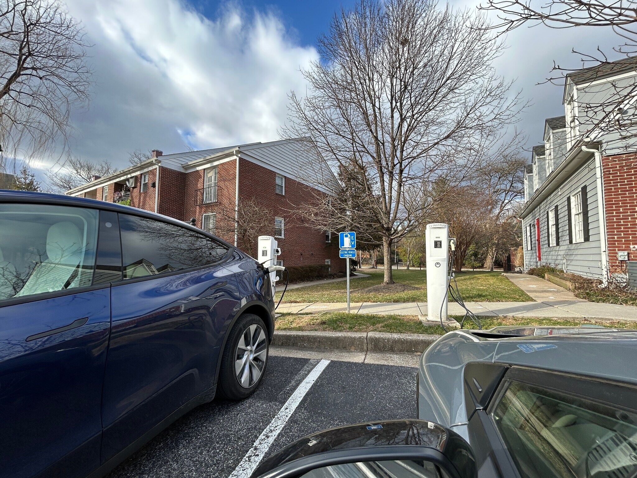 Building Photo - 339 Homeland Southway