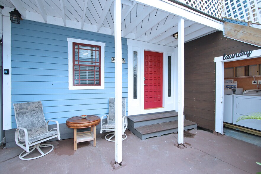 Building Photo - 809 4th Ave N