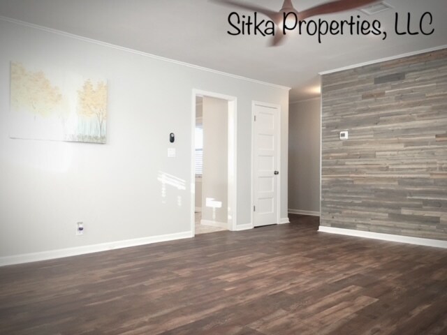 Building Photo - 7542 E 28th St