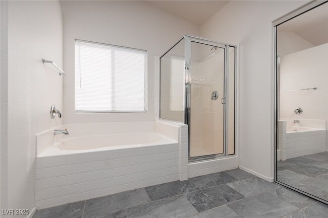 Building Photo - 5029 Cascade Pools Ave