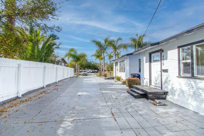 Building Photo - Quaint Remodeled 1 Bed / 1 Bath Bungalow in Normal Heights!