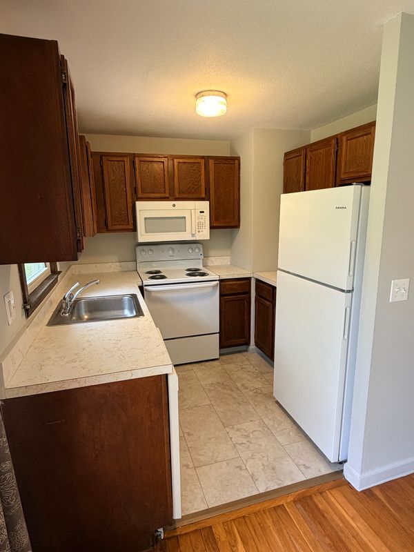 Building Photo - 195 Wall St