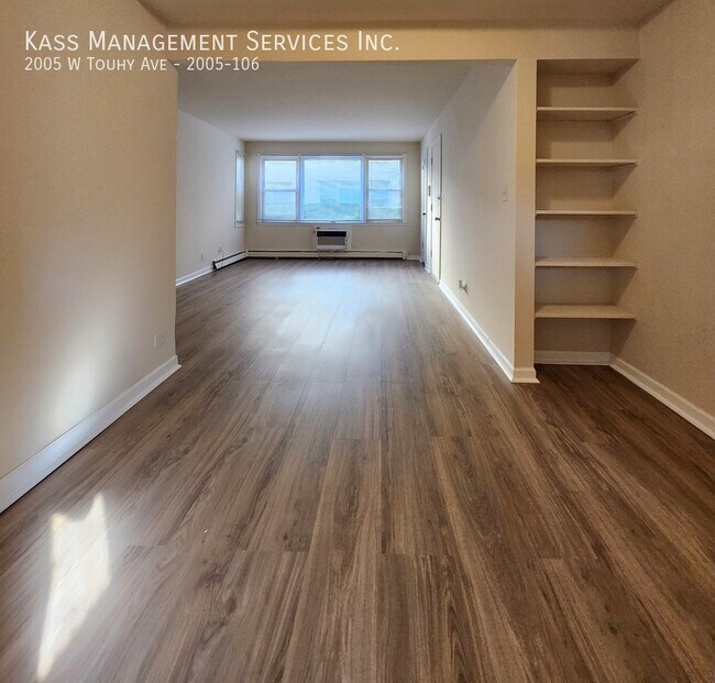 Building Photo - 2005 W Touhy Ave