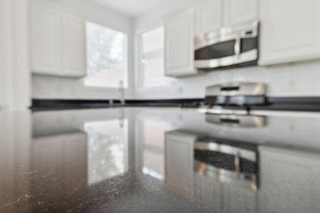 Building Photo - Beautiful Providence 3 Bedroom + Loft Home