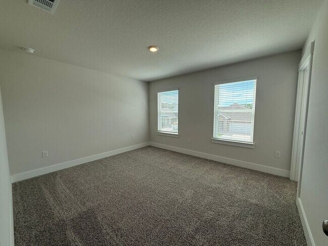 Building Photo - Gulf Breeze - Deer Ridge Crossing - 4 bedroom, 2.5 bathroom - New Construction