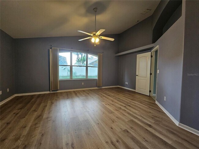 Building Photo - 15230 Markham Dr