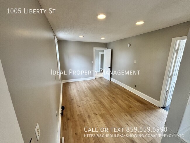 Building Photo - 1005 Liberty St