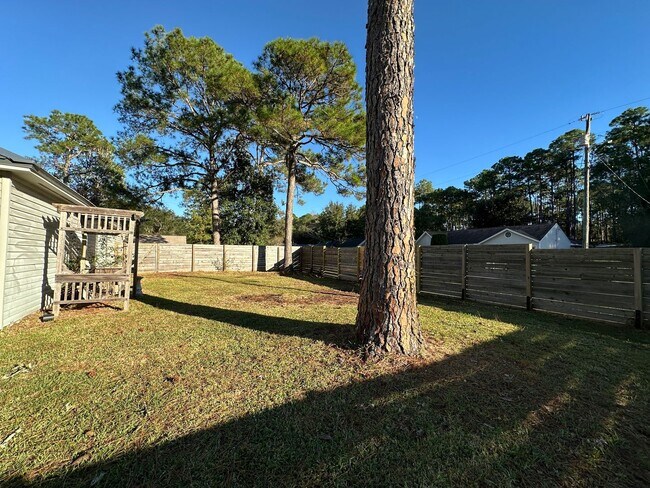 Building Photo - 1500 Kruse Dr