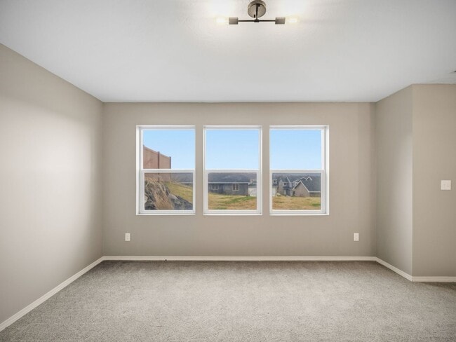 Building Photo - Charming North Spokane Home in a Quiet Neighborhood ? Limited-Time Move-In Special: Half Off Your...