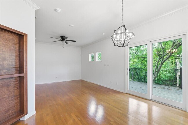 Building Photo - 3801 Mia Tia Cir