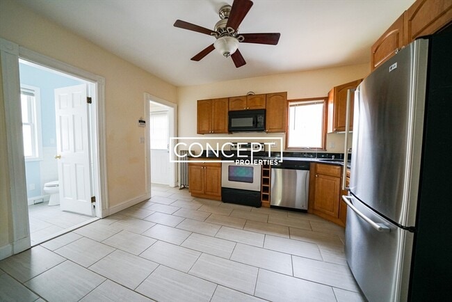 Building Photo - 22 Winslow Rd