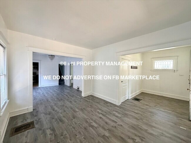 Building Photo - 4328 Terrace St