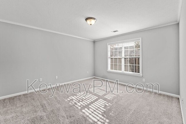 Building Photo - 1805 Honeysuckle Way