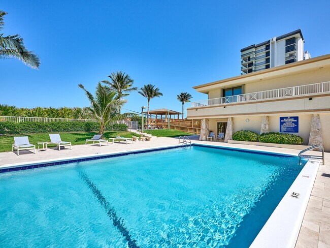 Building Photo - 10600 S Ocean Dr