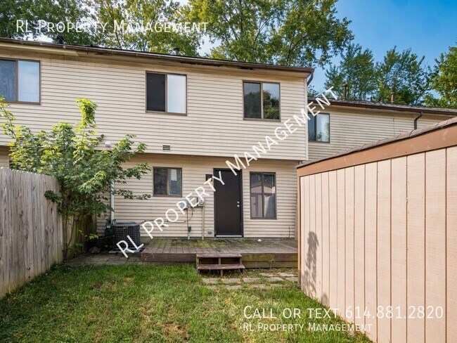Building Photo - Beautiful 3 bedroom 1.5 bath condo in Wexmoor