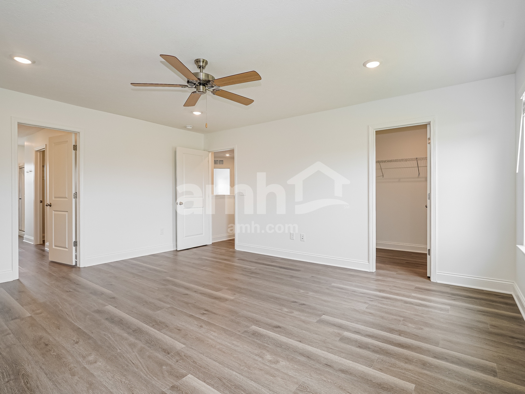 Building Photo - 9065 Lucy Dr