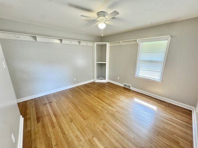 Building Photo - 3078 Chaucer Ln