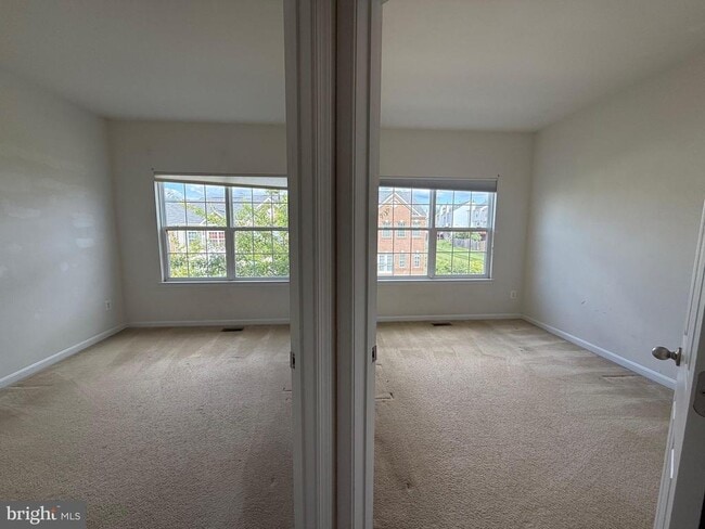 Building Photo - 9105 Belo Gate Dr