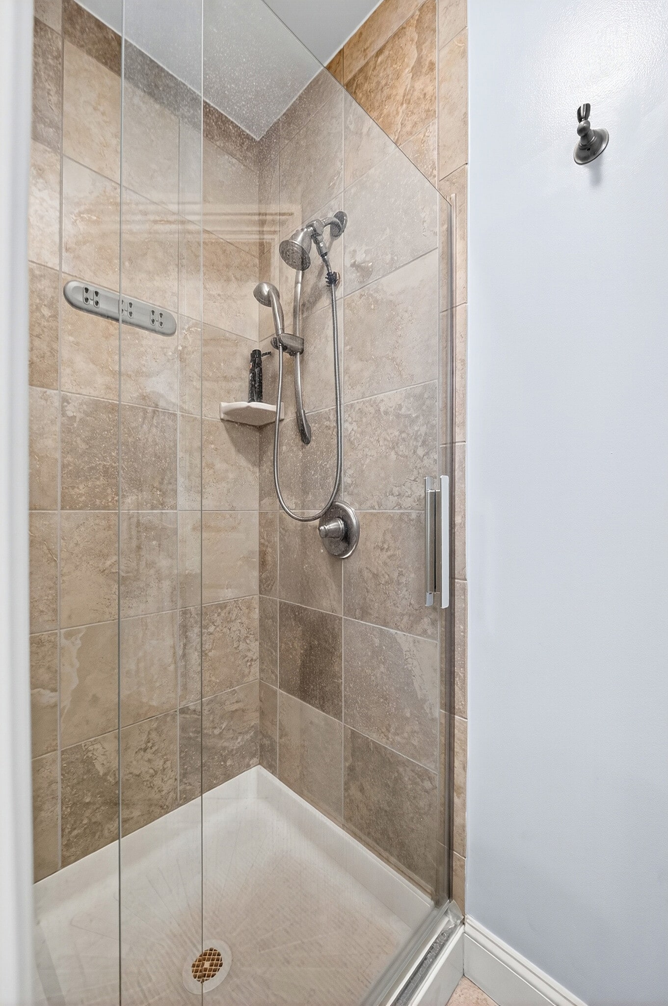 Building Photo - 325 S Salina St